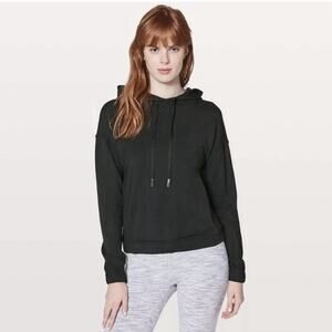 Lululemon Twisted & Tucked Pullover, Size 10